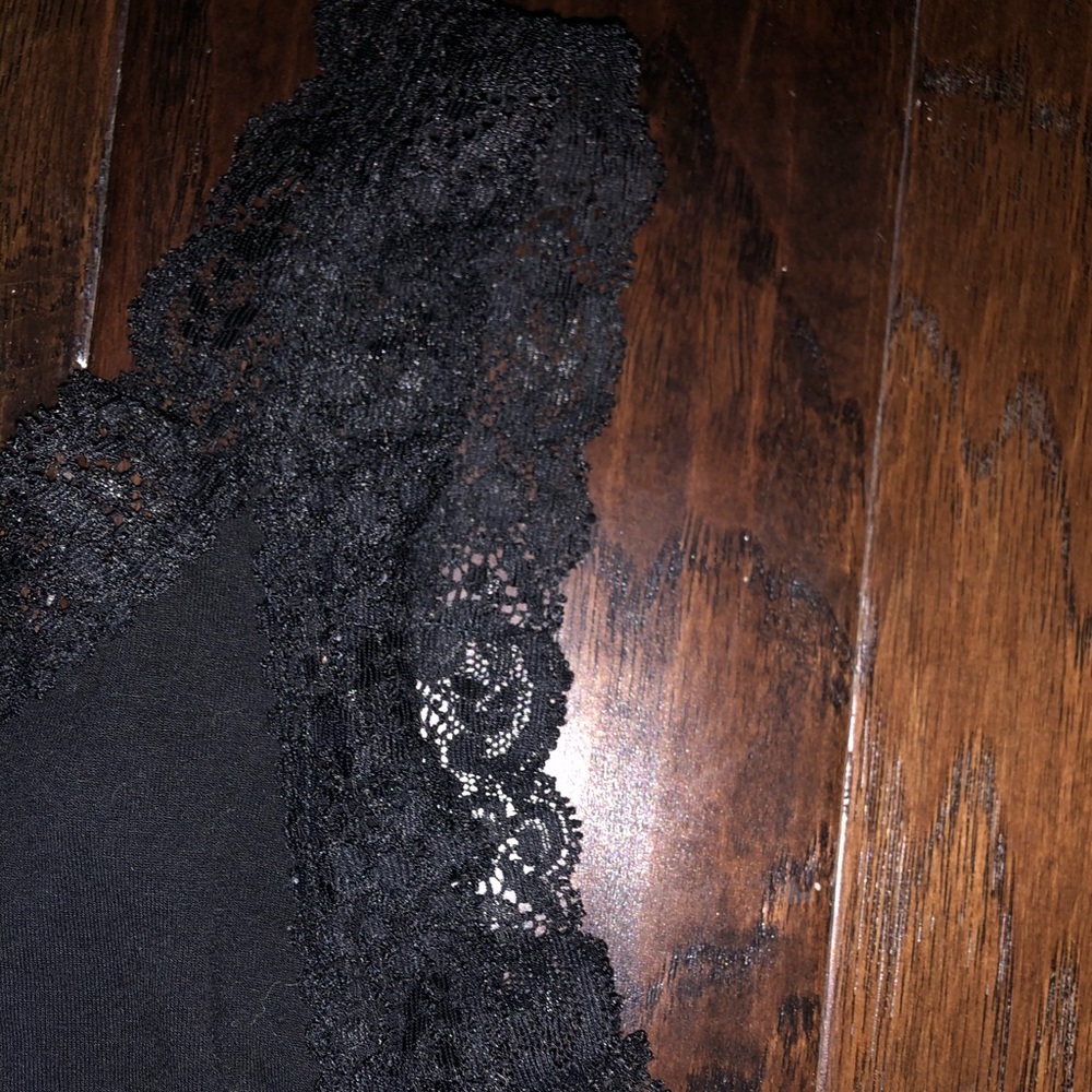 UO lace cropped tank top